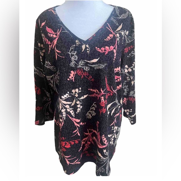 Christopher & Banks Tops - Christopher & Banks Tropical Floral Black Tunic Blouse Top Coral + Pink XL